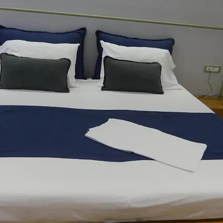 H&m Hotel Vlorë