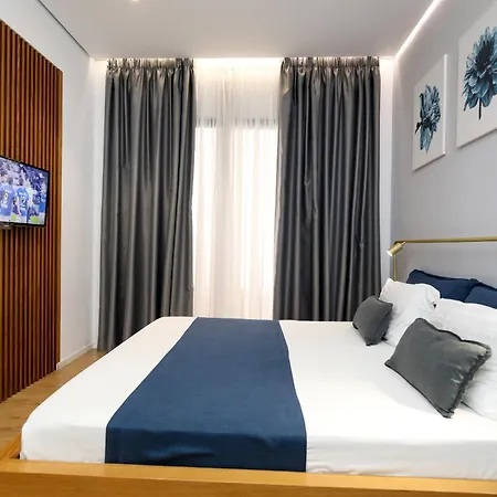 H&m Hotel *